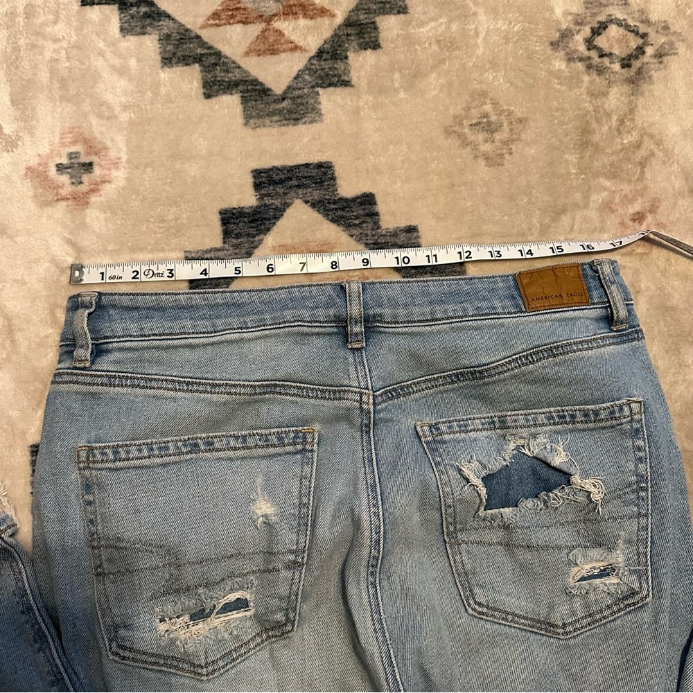 American Eagle Distressed Light Blue Women's Jeans size 12 long - Picture 5 of 8